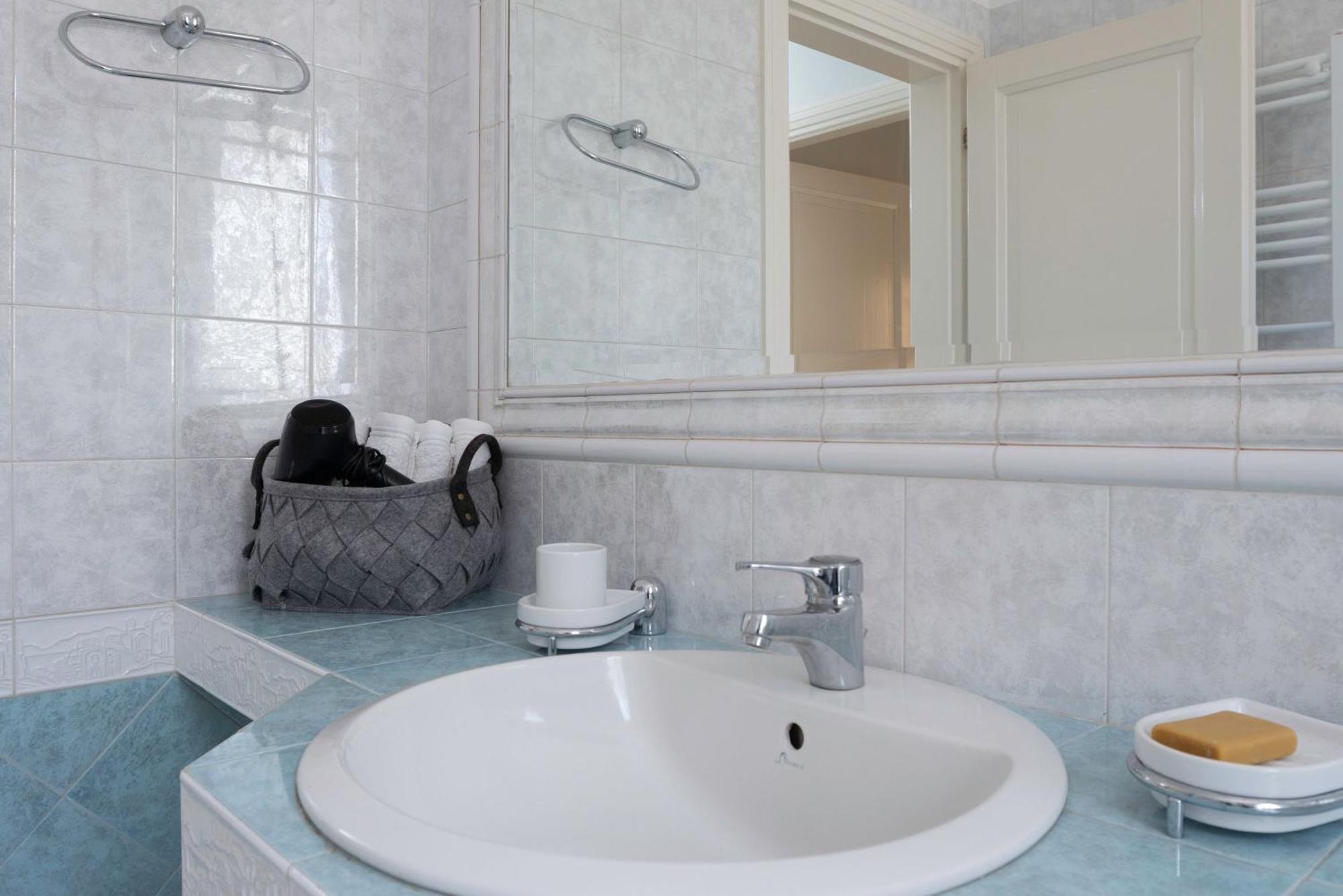 Glyfadas Luxury Design Apartments أثينا المظهر الخارجي الصورة